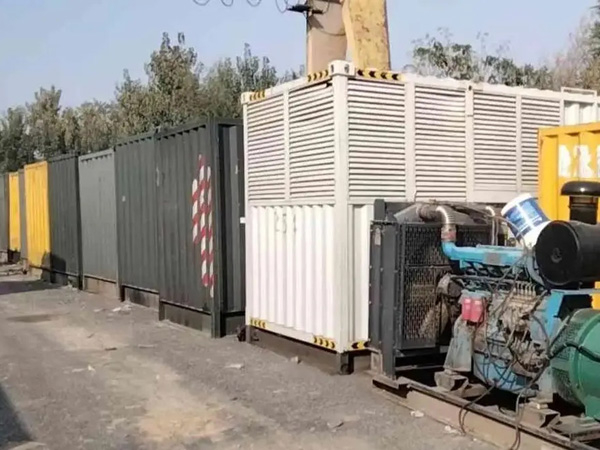 青田200KW柴油发电机机组每小时油耗是多少?